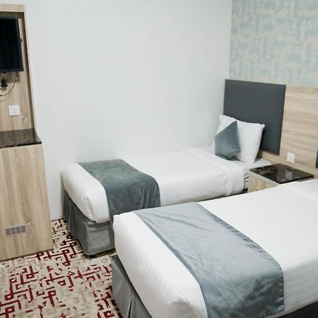 Hayah Salam Silver Hotel Медина Екстериор снимка